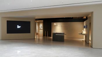 东鹏IW展厅设计：半开放式空间+磁吸技术，如何实现材料的快速迭代与展示