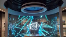 长株潭两型社会展览馆弧形屏：MGC美创+铁歌科技打造高端定制贴膜屏