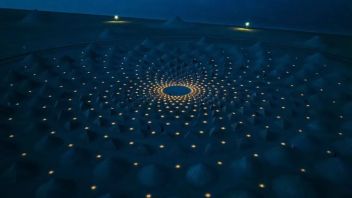 大型艺术装置+商业营销：从灯光展到<b>快闪店</b>，沉浸体验新玩法