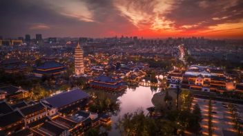 古镇旅游新思路：破解“千镇一面”困局，文化符号与<b>数字技术</b>如何赋能？