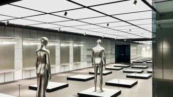 培罗成总部展厅智能灯光设计案例：实益达照明如何用光提升商务服饰品牌形象