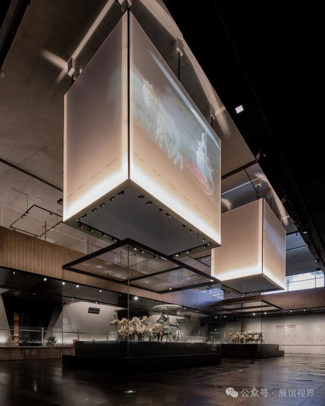 馆内参观坡道布局