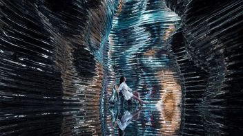 金属定制与自然主义美学融合：忠创金属智造总部展厅设计赏析