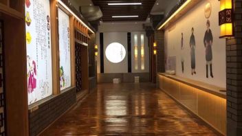 临夏八坊十三巷民族服饰文化展厅设计，融合砖雕木刻，体验河州民俗魅力