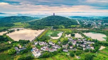 乡村民宿如何推动<b>农文旅融合</b>？政策解读与沉浸式场景营造案例解析