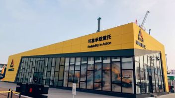 妙文国际设计360°全景互动体验展台，让雷沃重工宝马展台“永不谢幕”