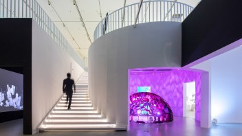 深圳设计博物馆主展厅设计解析 | 数字化创新与未来社会构建