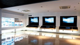 上海综合保税区·融资租赁展示馆设计：黑灰白简约风 + 科技互动展示案例