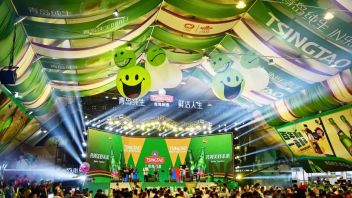 “啤酒+文旅”创新消费场景：青岛啤酒节与微短剧如何赋能城市旅游