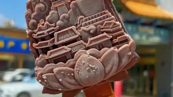 年轻人寺庙旅游热潮解析：文化体验游与心灵经济的崛起