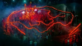 沉浸式体验助力古村落振兴：文旅融合路径与案例解析