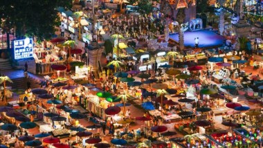 夜经济发展模式解析：从公共空间聚集效应到文化科技融合实践