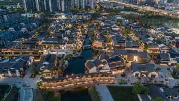 夜间文旅新趋势：<b>沉浸式夜游</b>经济如何激发城市消费潜力