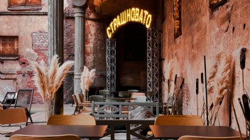 圣彼得堡第三空间临时展厅改造|原<b>铁路博物馆</b>·空间改造