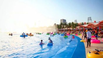 “重建附近”理论视域下，沉浸式文旅目的地营造重构<b>城市空间</b>想象