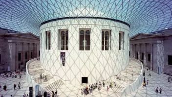 世界四大博物馆：大英、卢浮宫、冬宫、大都会艺术殿堂