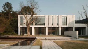 东钱湖能源科技创新园零碳建筑：马山湿地内的绿色设计与<b>环保展厅</b>解析