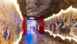 “延安号”红色教育火车展厅设计：11节车厢穿越百年党史