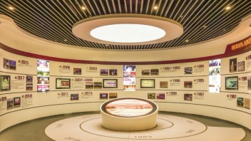 <b>校史馆</b>设计要素：美观实用、传古承今、多媒体互动