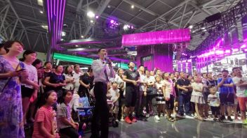 重庆智博会中国电信展台：5G+8K非遗展示，日均10万人次打卡