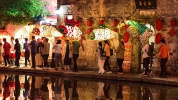 生态博物馆视角下的东莞石龙中山路骑楼街区保护与活化策略研究